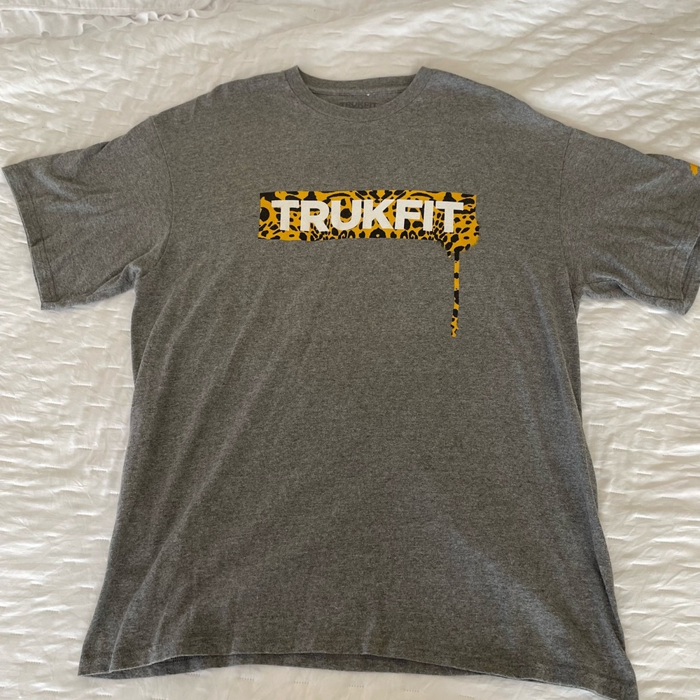 XL Grey Trukfit Graphic Tee
